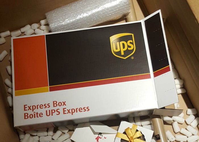 Ups Express Box